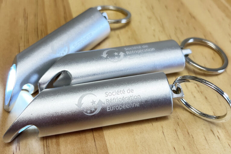 Goodies de fin d’année personnalisés : offrez des cadeaux qui marquent les esprits